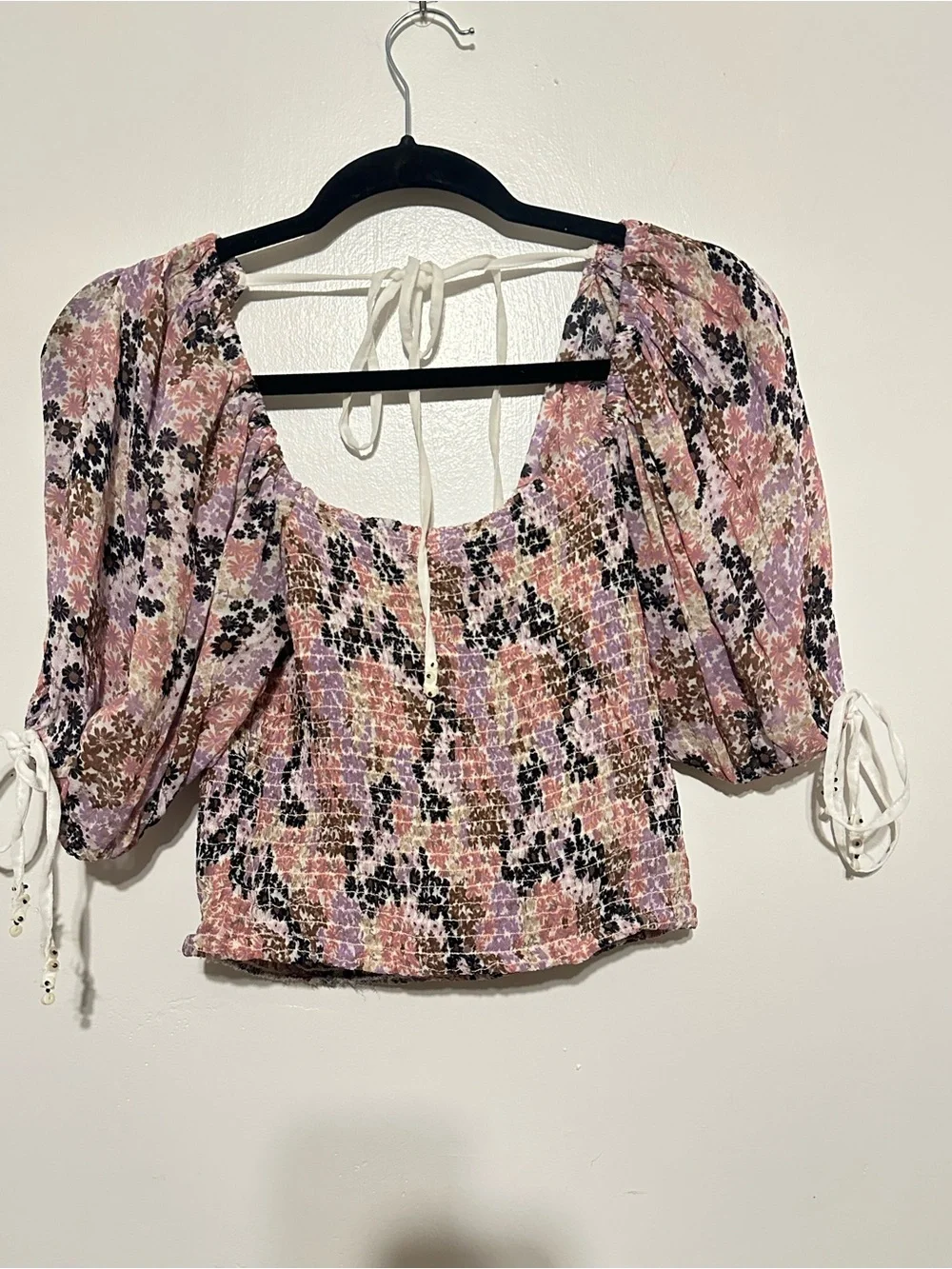 Free People Smocked Floral Puff-Sleeve Crop Top in Pink